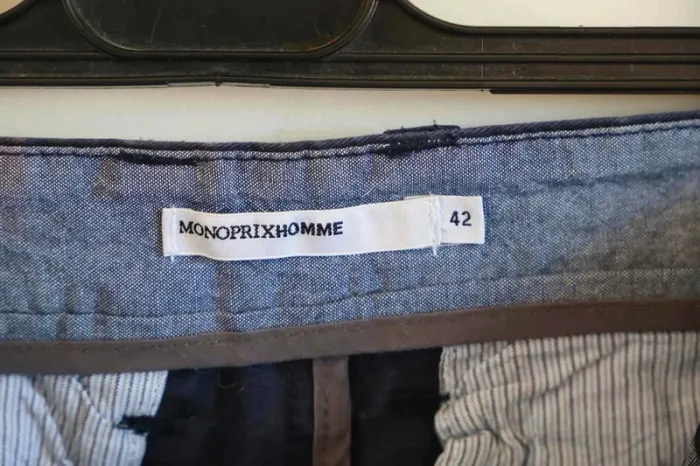C39 short marine Monoprix 42 - photo numéro 3