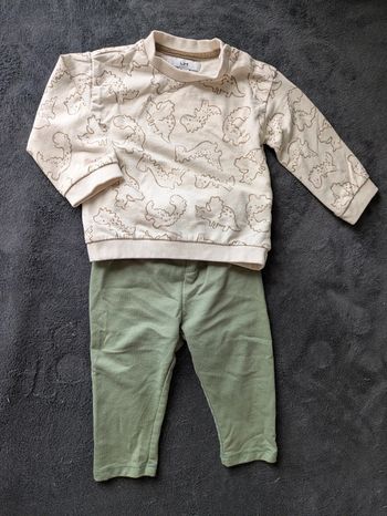 Ensemble sweat + pantalon La Halle 12 mois