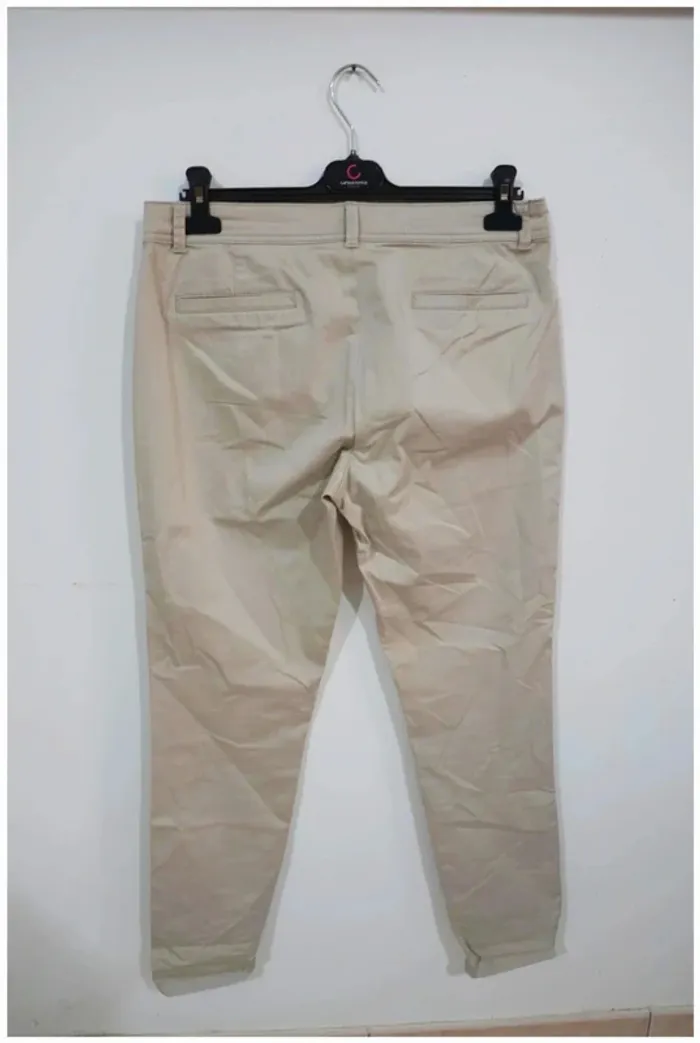 C43 pantalon beige S.Oliver 40 - photo numéro 2