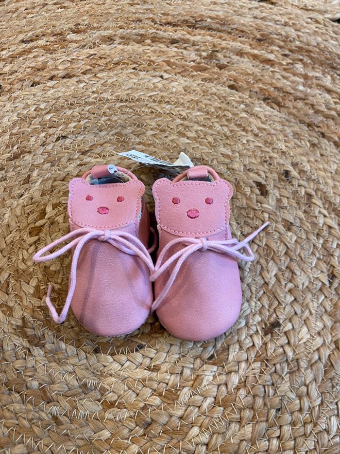 Chaussures bebe fille BabyLove