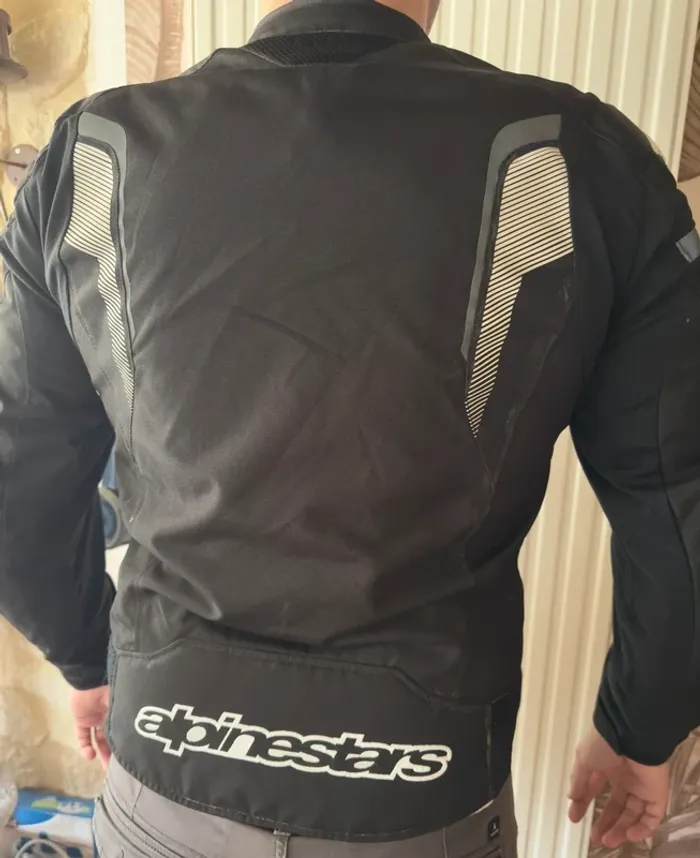 Veste moto - photo numéro 3