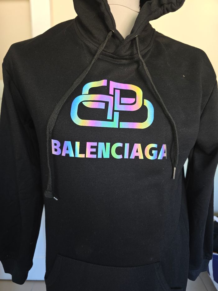 Sweat Balenciaga - photo numéro 2