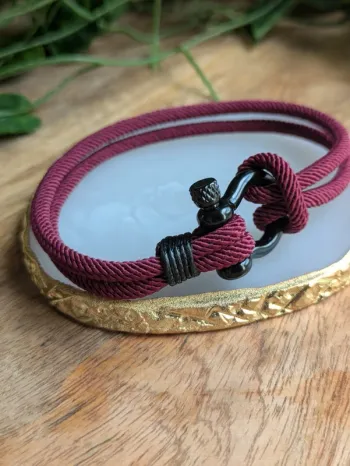Bracelet esprit marin couleur bordeau