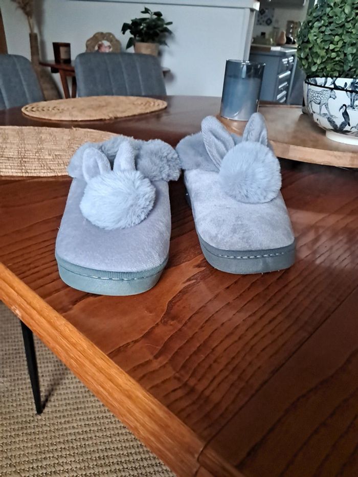 Pantoufles grise à velours taille 38 39 - photo numéro 2