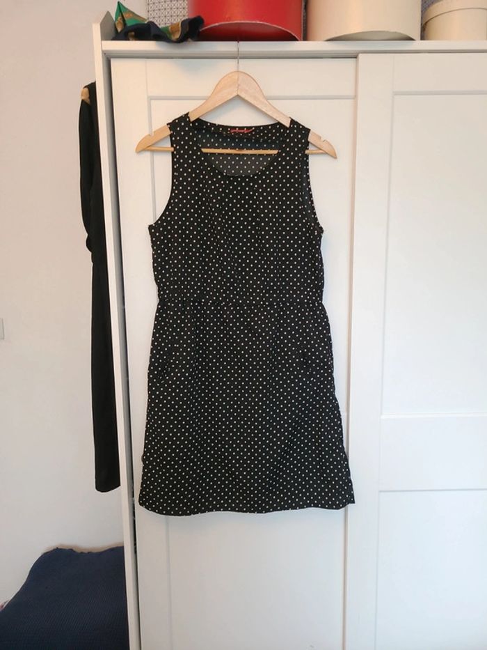 Robe noire taille 40 - photo numéro 2