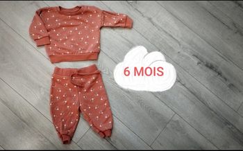 Ensemble jogging taille 6 mois
