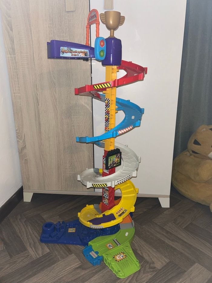 Circuit spirale tut tut bolide