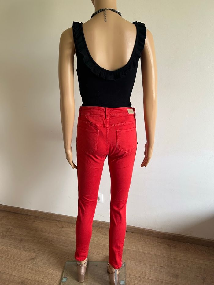 Pantalon rouge et doré Morgan taille 36 TBE - photo numéro 6