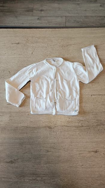 Gilet blanc à manches longues, bords brillants, 3 pommes, 4/5ans, peu mis