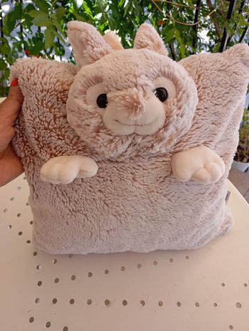 Peluche range pyjama/coussin lapin