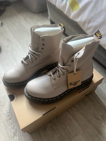 Dr Martens Pascal 1460