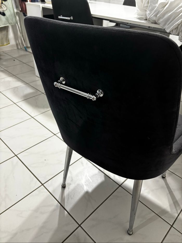 Chaise design grise foncé velours pieds métal chromé - photo numéro 3