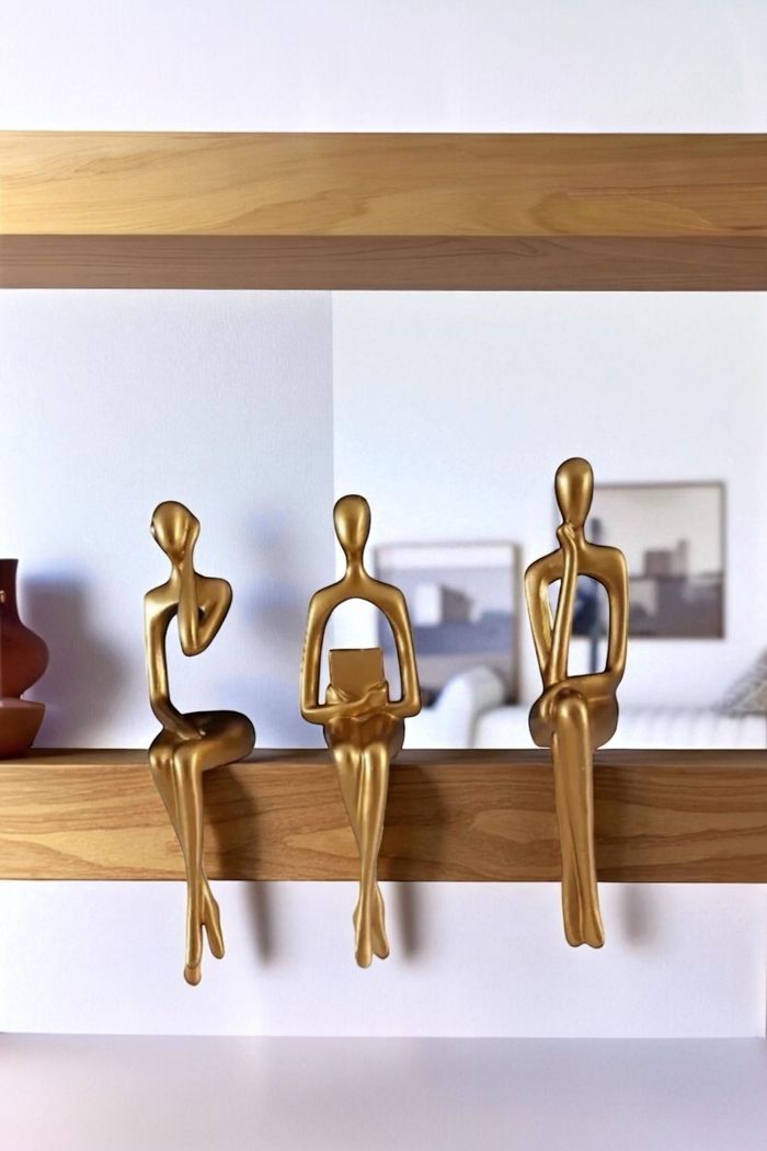 Lot de 3 statuettes abstraites dorées – décoration chic