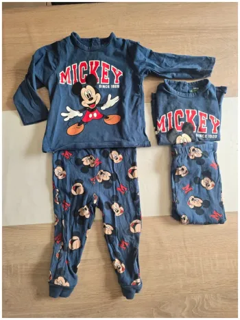 Lot 2 pyjamas Mickey