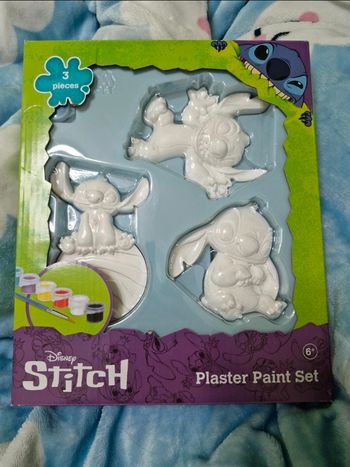Kit de peinture sur plâtre stitch et ses peintures