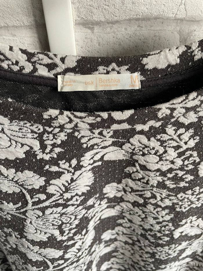 Pull Bershka taille M - photo numéro 2