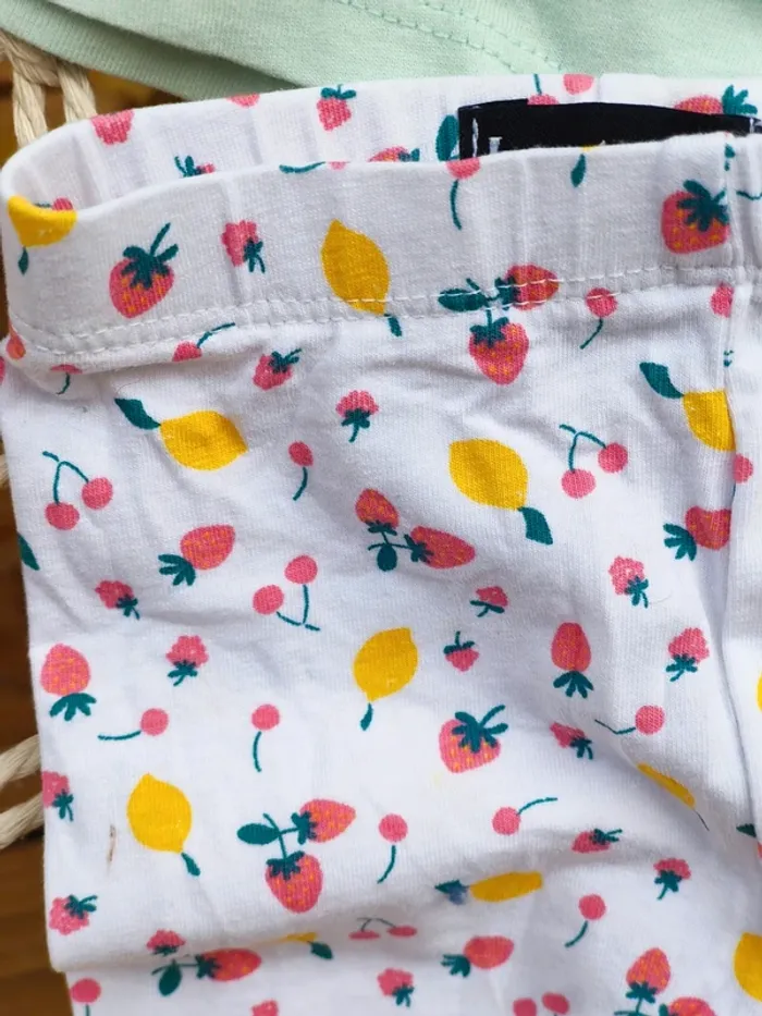 Tshirt + pantalon intenso fille de 6 mois - photo numéro 3