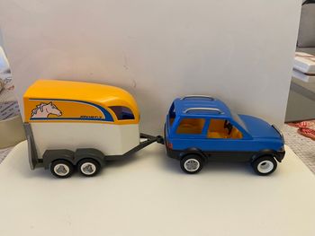 Voiture remorque cheval playmobil 
