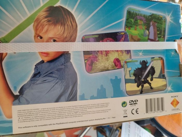 Eye toy play hero ps2 - photo numéro 4