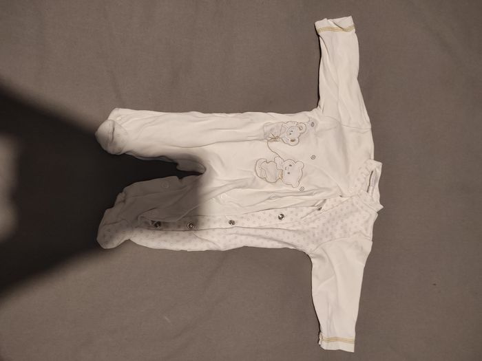 Pyjama léger taille 1 mois