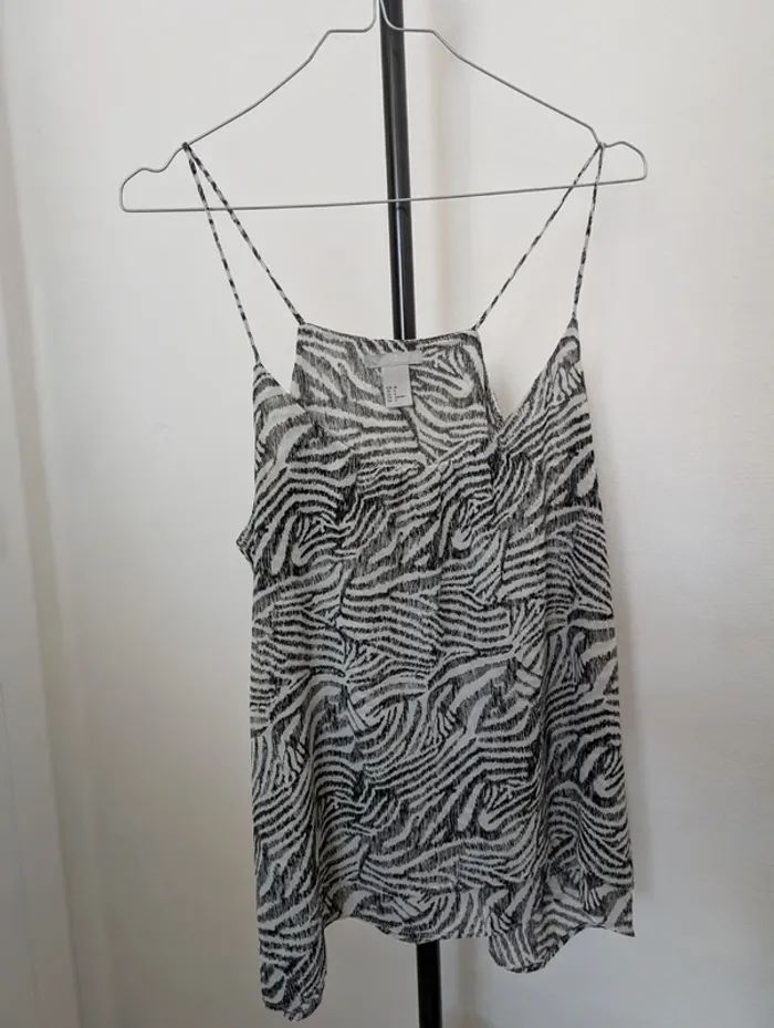 Top à bretelles H&M T.38 - photo numéro 2