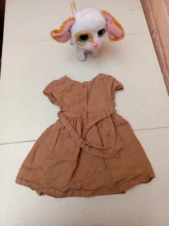 Robe marron Kiabi taille 18mois