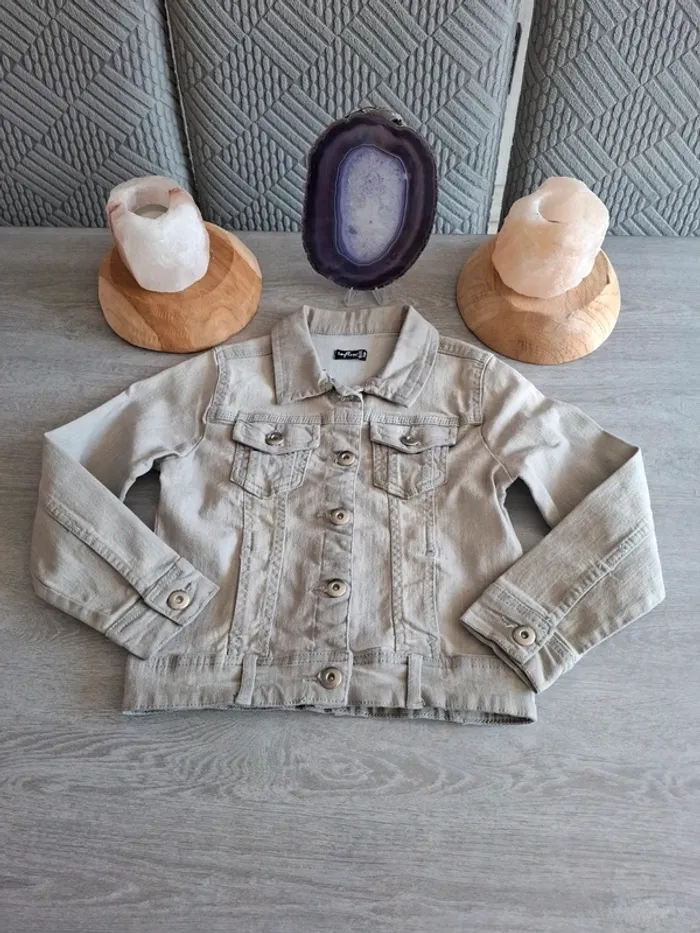 Veste en jean taille 8 ans
