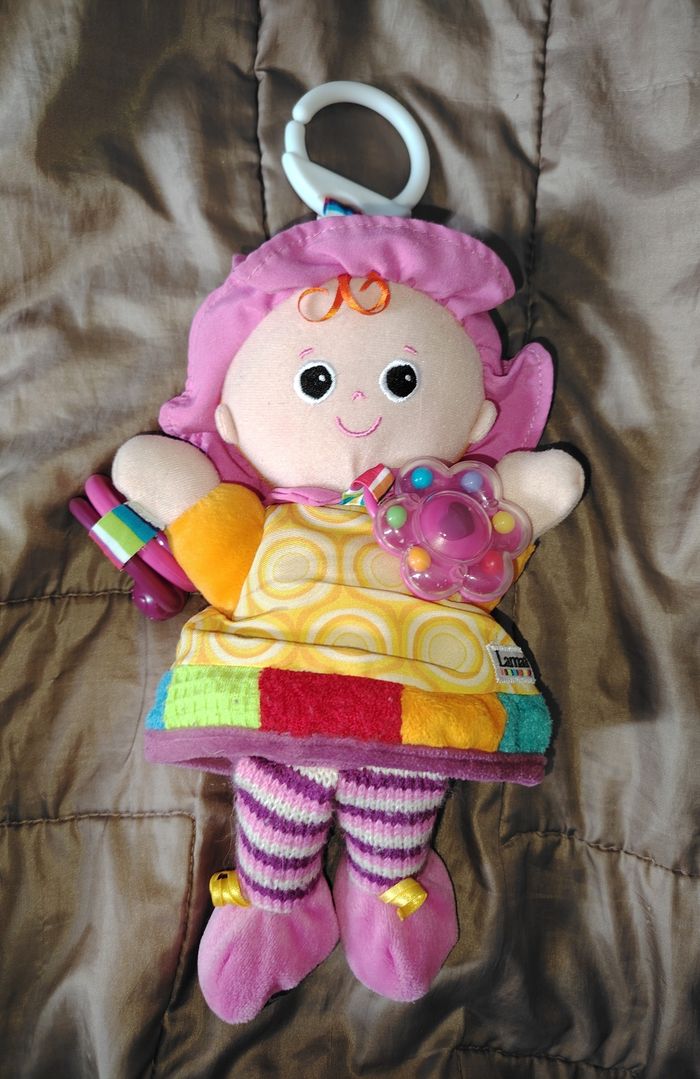 Poupée Lamaze Peluche Emilie mon amie