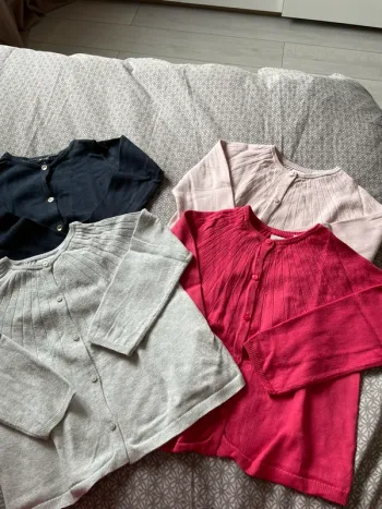 Lot de 4 gilets Zara