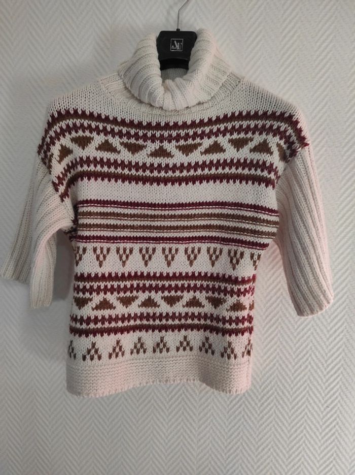 Pull coll roulé a motifs camaïeu T2