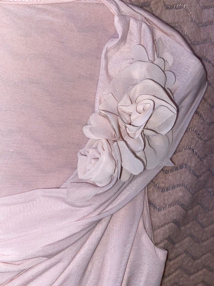 T shirt rose habillé - photo numéro 4