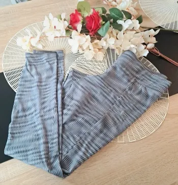 Legging de sport, taille 44, marque domyos