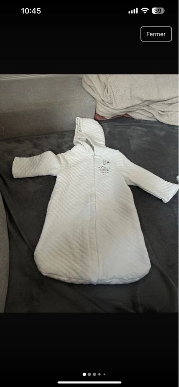 Turbulette avec manches , taille 3 mois 