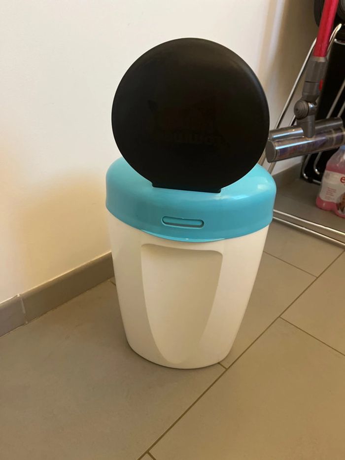 Poubelle à couches - photo numéro 2