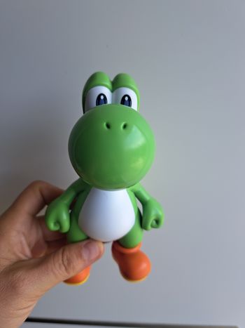 Figurine yoshi