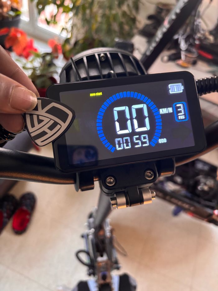 Trottinette électrique hero 60v25ah - photo numéro 2