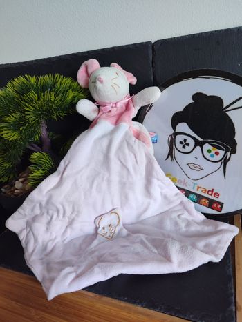 Doudou mouchoir souris Sucre d'orge rose blanc cajou noeud range peluche 3536