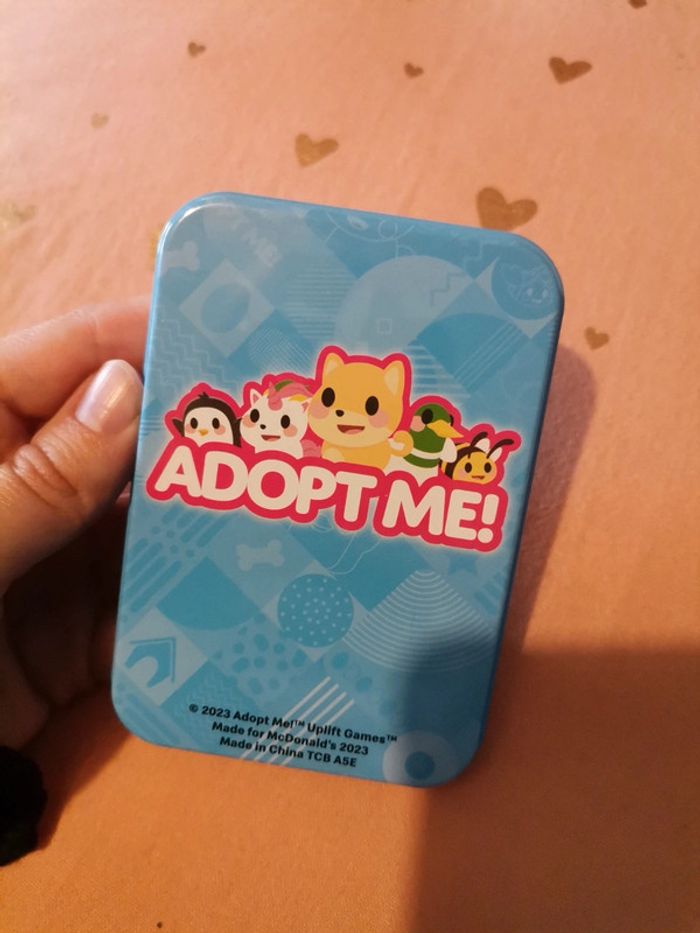 Boîte adopt me - photo numéro 2