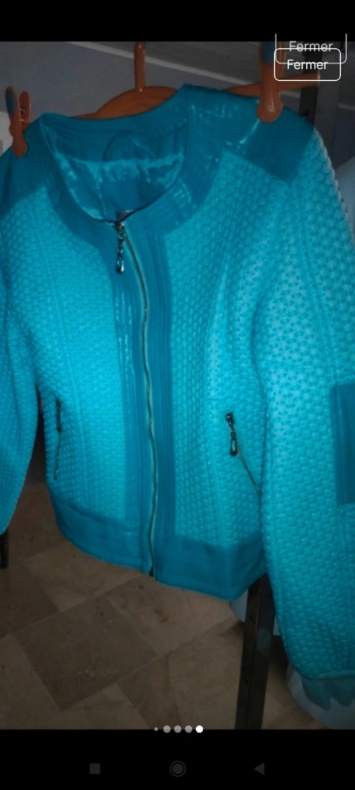 Très belle veste fille v1 - photo numéro 2