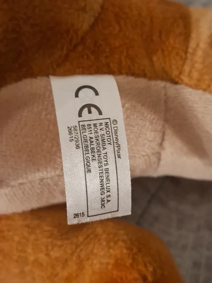 Peluche Butch dinosaure Le voyage d'Arlo - photo numéro 6