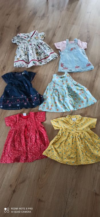 Lot de 6 robes ete 12 mois