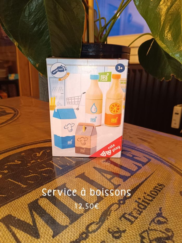 Dinette en bois neuf - photo numéro 5