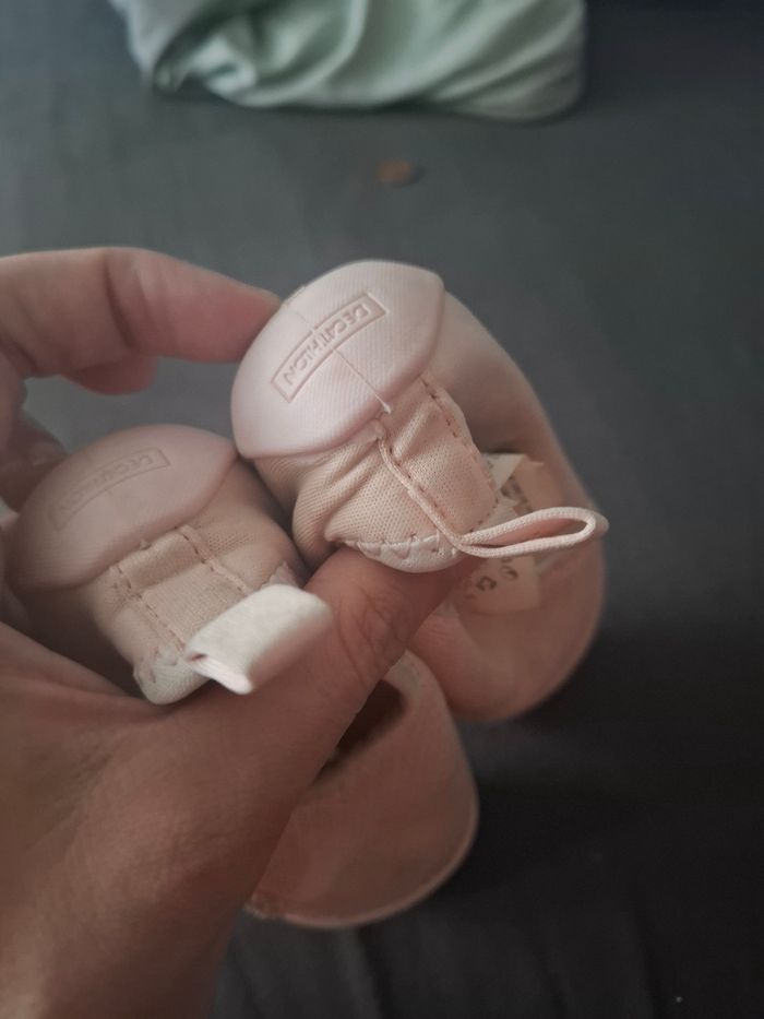 Chaussons 24 - photo numéro 3