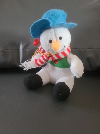 Peluche bonhomme de neige