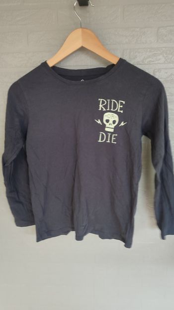 Tee shirt manches longues t 12 ans