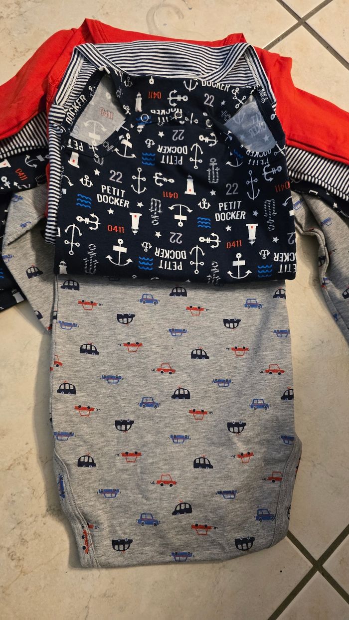 Neufs (non portés) 🏷🤩💙 bodies ML 24 mois garçon (ferme)💙💙💥💥 - photo numéro 7