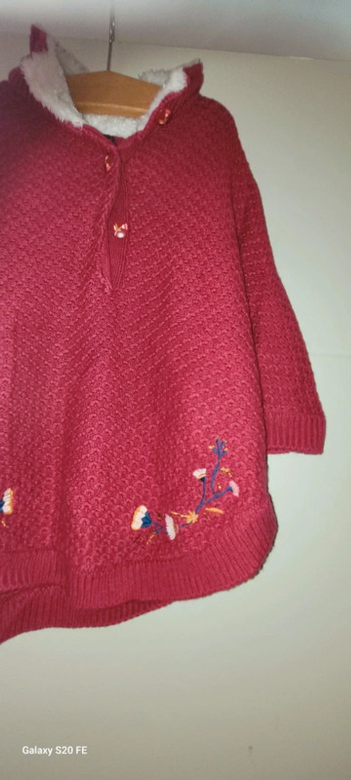 Très jolie cape avec pressions Sergent major en laine avec broderies parfait état taille 8 ans - photo numéro 3
