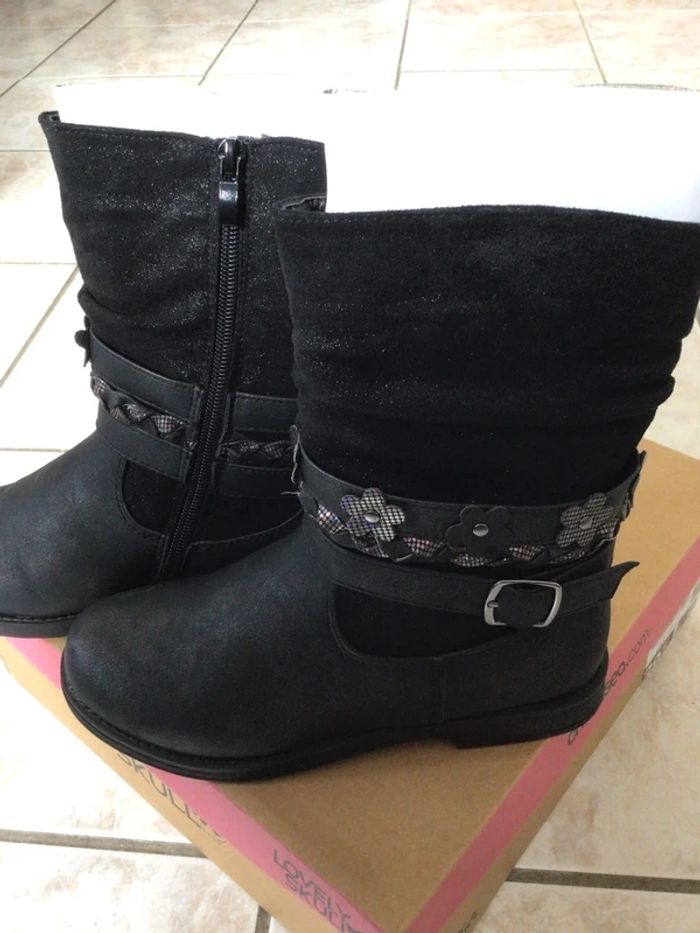 Bottines fille pointure 33 neuves - photo numéro 2