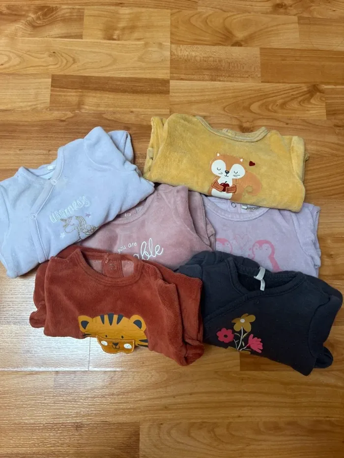 Lots 6 pyjamas