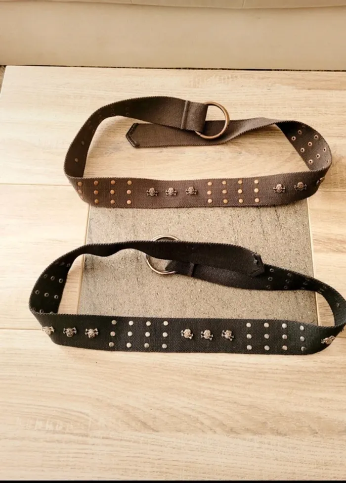 Lot 2 ceintures